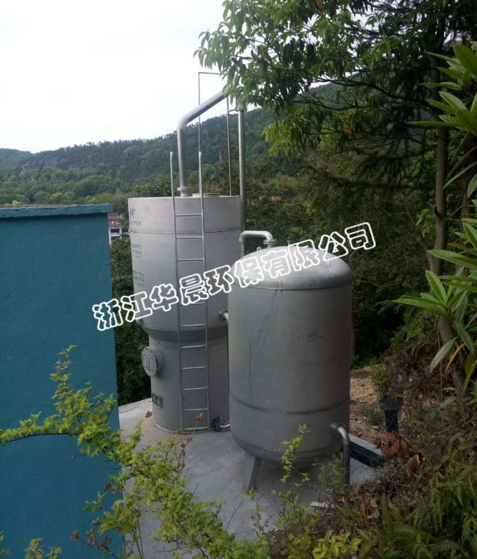 不銹鋼無動力壓力式凈水器(圖1) 不銹鋼無動力壓力式凈水器(圖1)