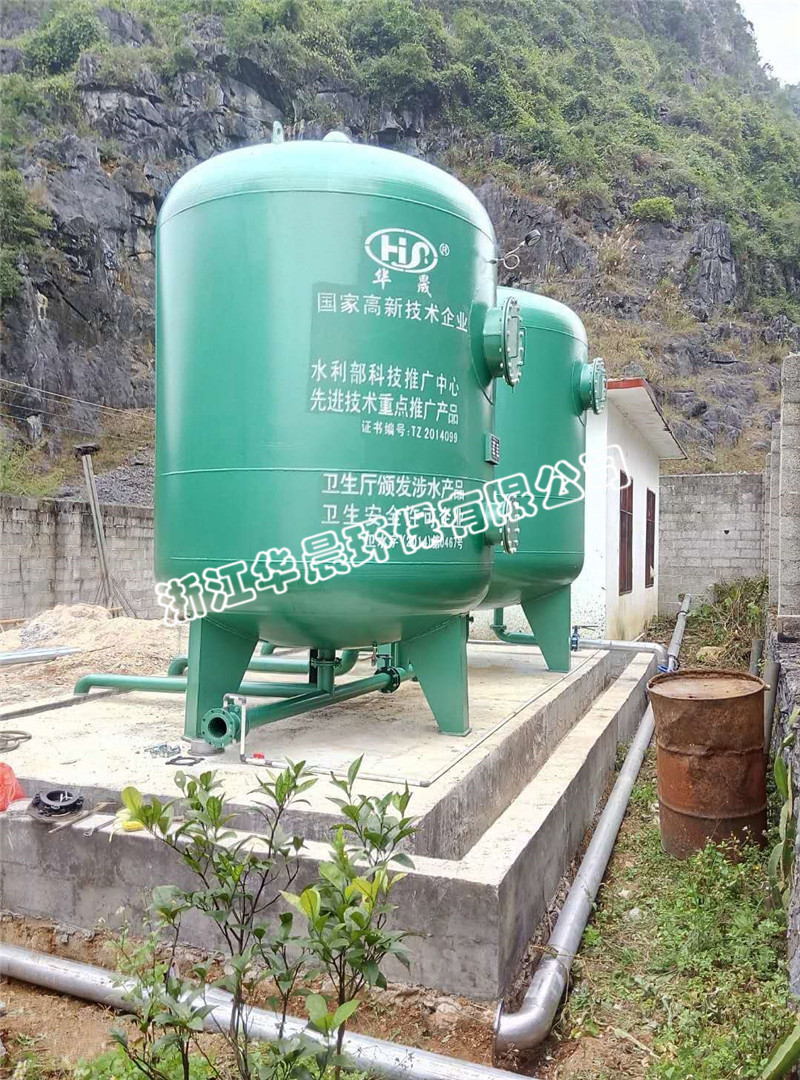 壓力式一體化凈水器(圖1) 壓力式一體化凈水器(圖1)