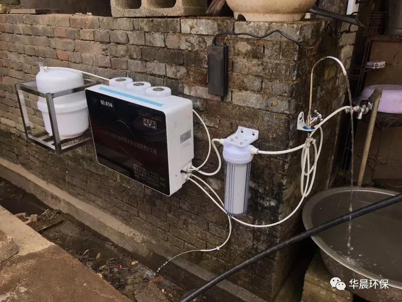 精準(zhǔn)扶貧戶用型凈水設(shè)備(圖4) 精準(zhǔn)扶貧戶用型凈水設(shè)備(圖4)